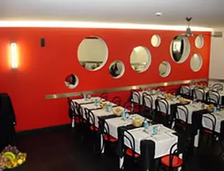 Interior e pratos do Cenáculo em Porto, Porto (2)