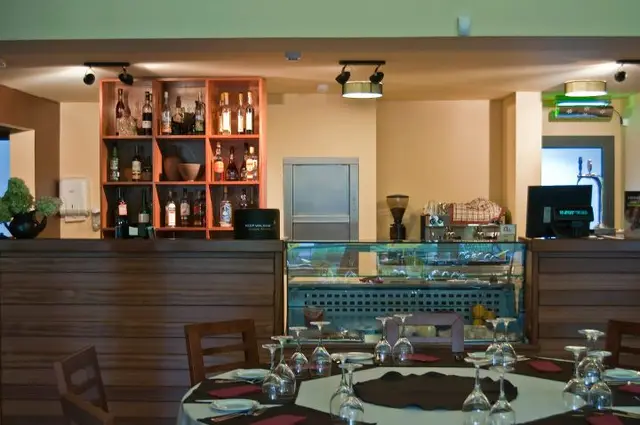 Interior e pratos do Caldeiras & Vulcões em Povoação, (Açores), ( S. Miguel) Vila Franca do Campo (6)