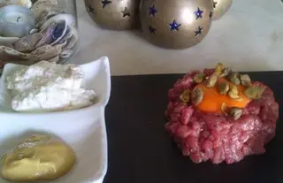 Interior e pratos do Atira-te ao Rio em Setúbal, Almada (10)