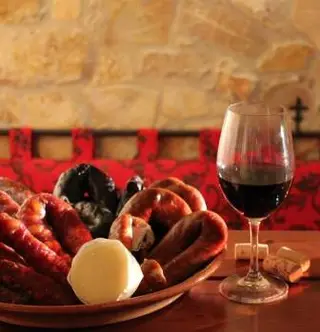 Interior e pratos do Romaria de Baco em Sintra, Sintra (10)