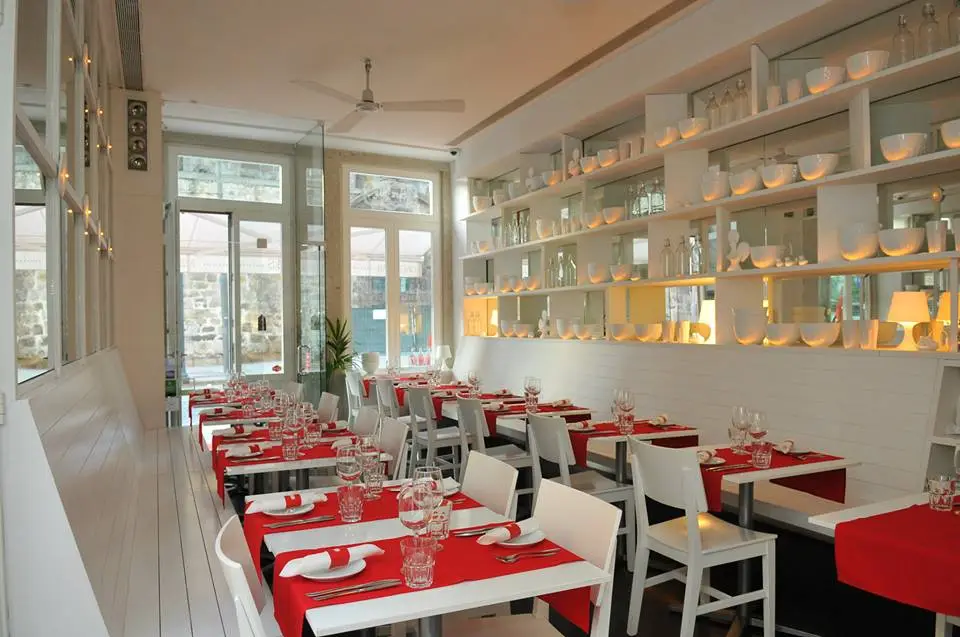 Interior e pratos do PIMMS em Vila Nova de Gaia (3)