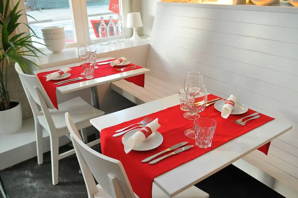 Interior e pratos do PIMMS em Vila Nova de Gaia (4)