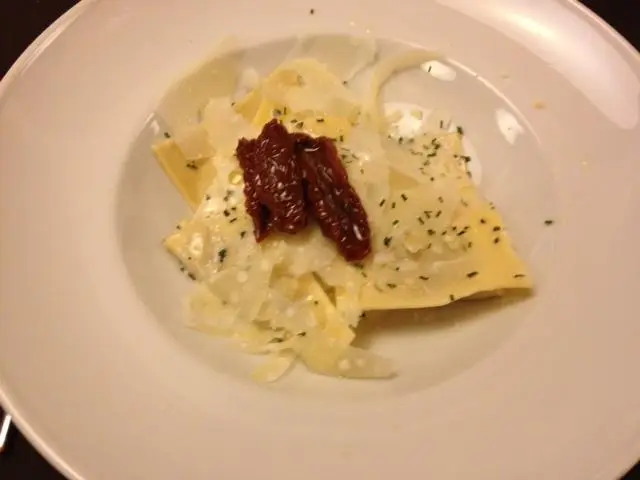 Interior e pratos do Mamma Mia Ristorante & Pizzeria em Porto, Porto (2)