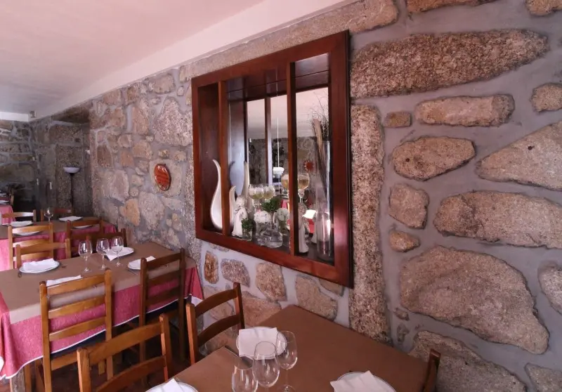 Interior e pratos do Rola Este em Braga, Póvoa de Lanhoso (5)
