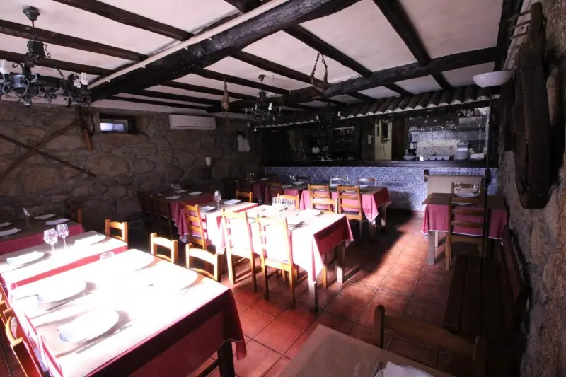 Interior e pratos do Rola Este em Braga, Póvoa de Lanhoso (8)