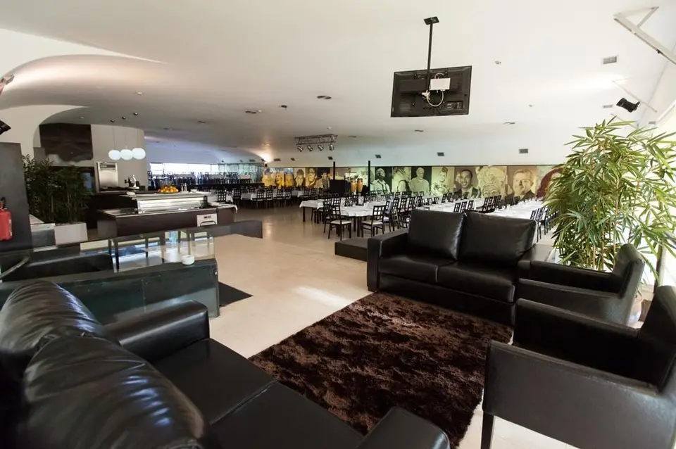 Interior e pratos do Carvão Preto em Braga, Braga (3)