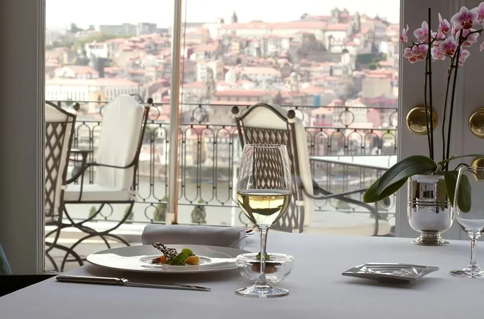 Interior e pratos do Yeatman em Vila Nova de Gaia, Vila Nova de Gaia (12)