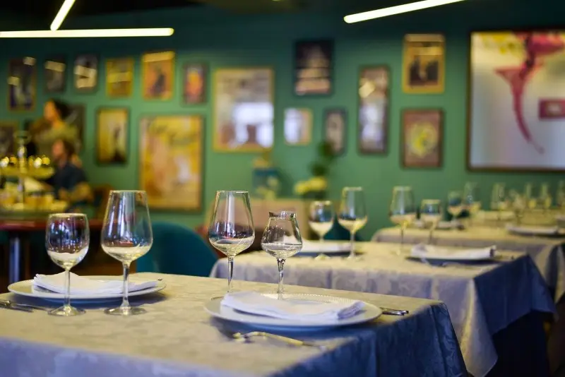 Interior e pratos do Migaitas Salão Champagne em Braga, Braga (12)