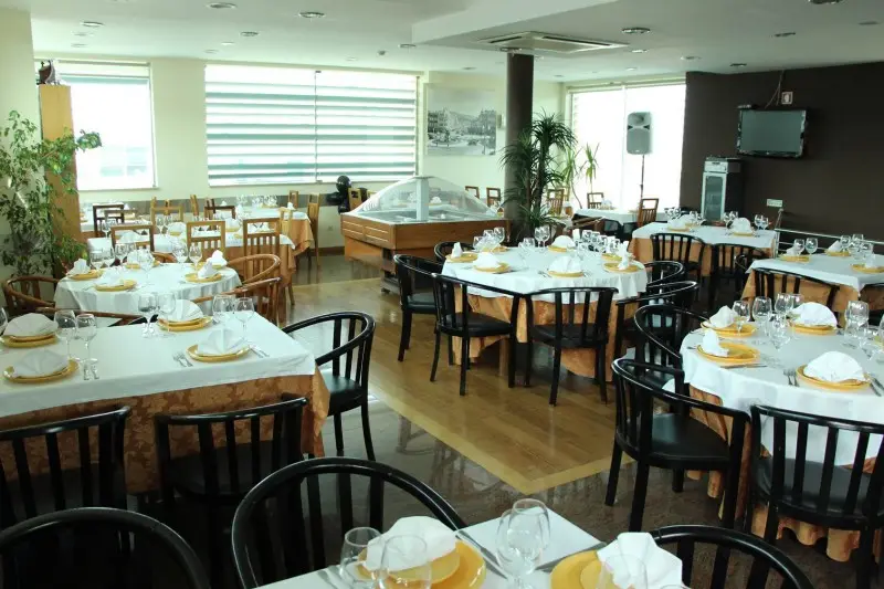Interior e pratos do Churrascaria Via Brasil em Braga, Braga (2)