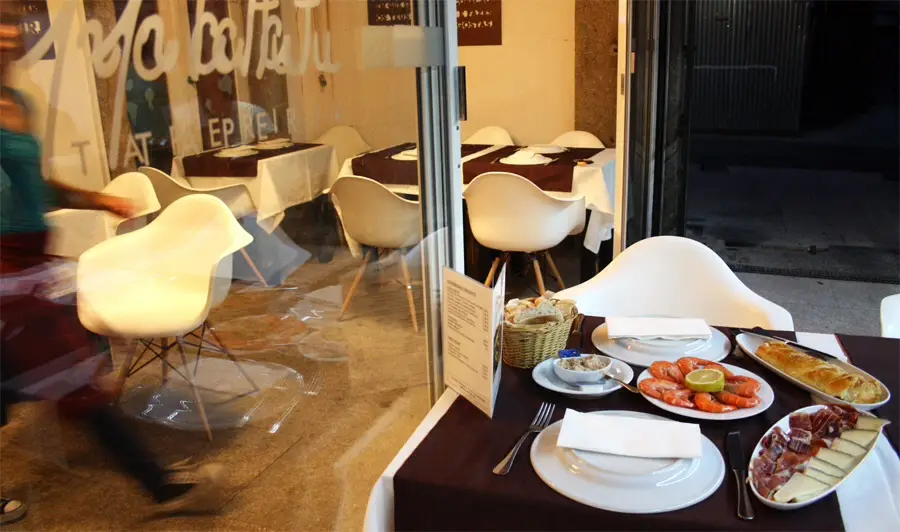 Interior e pratos do Palatu em Braga, Braga (8)