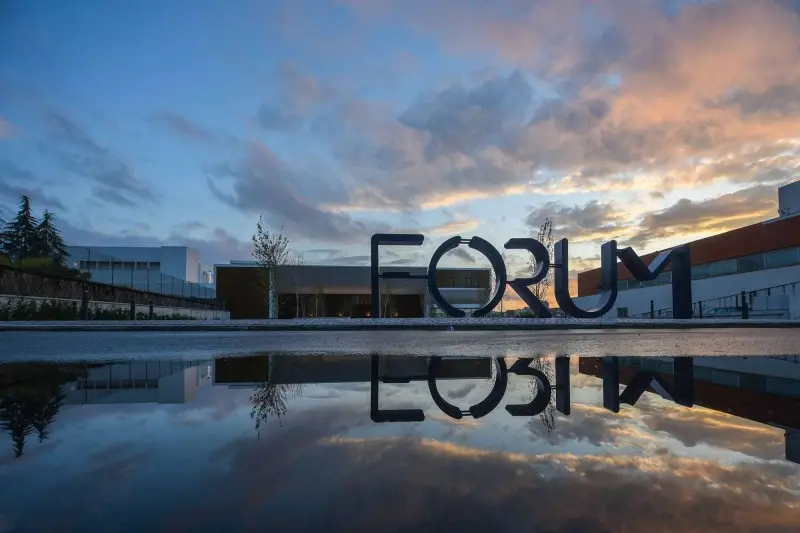Interior e pratos do Migaitas Forum em Braga, Braga (2)
