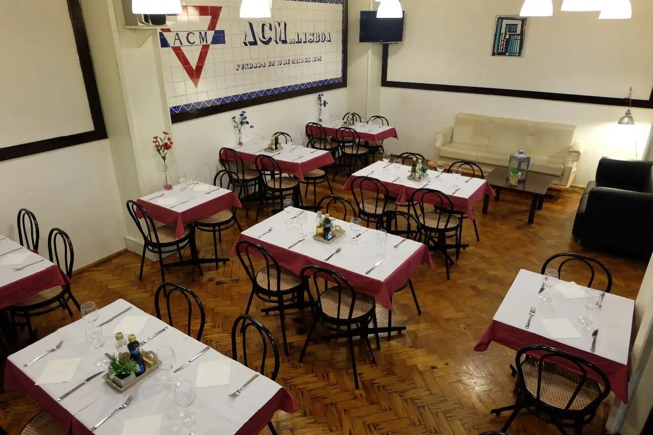 Interior e pratos do ACM Restaurante em Lisboa, Lisboa (10)