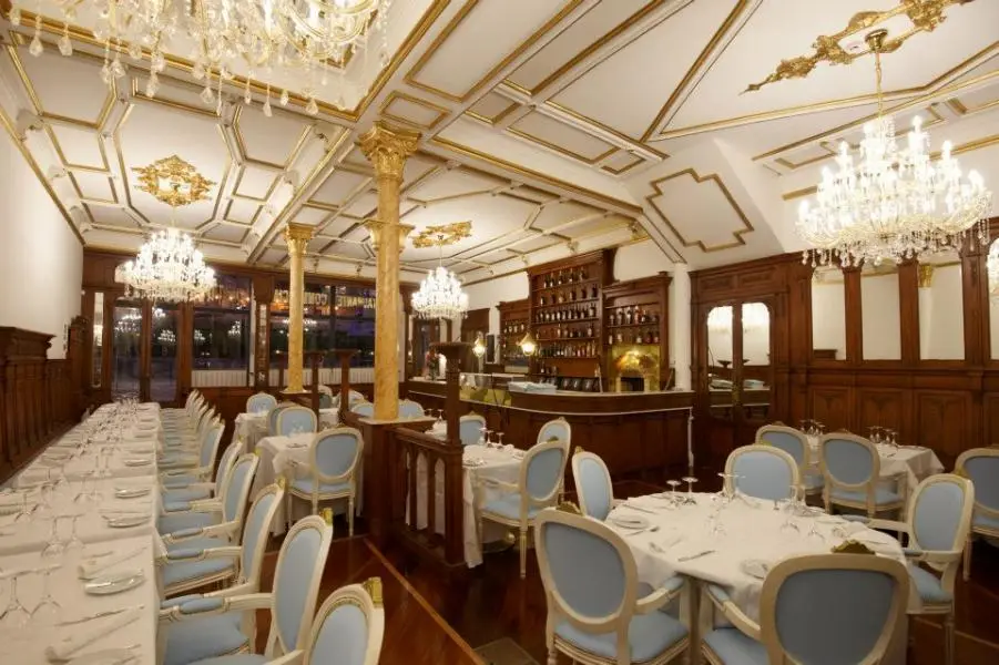 Interior e pratos do RC Mamma Nostra em Porto, Vila Nova de Gaia (12)