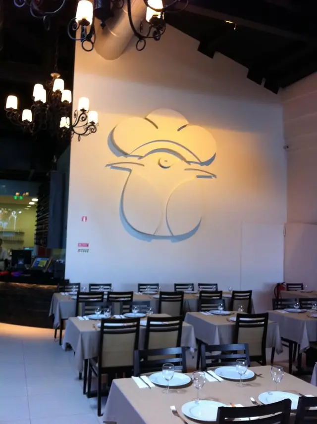 Interior e pratos do Central do Churrasco de Matosinhos em Matosinhos, Matosinhos (2)