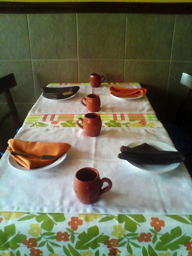 Interior e pratos do Dom Henrique em Lisboa, Amadora (9)