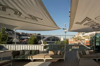 Interior e pratos do de Castro Gaia em Vila Nova de Gaia, Vila Nova de Gaia (2)