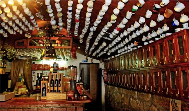 Interior e pratos do Taberninha do Manel em Vila Nova de Gaia, Vila Nova de Gaia (6)