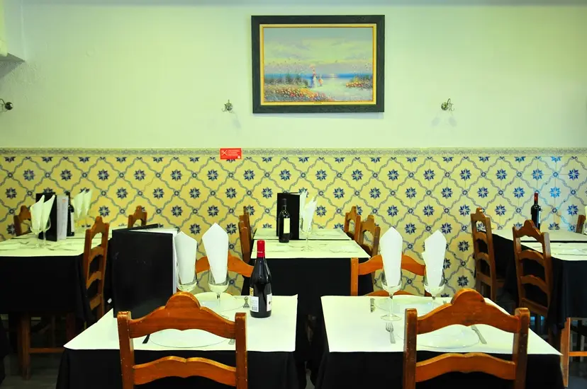 Interior e pratos do Casa Adão em Vila Nova de Gaia, Vila Nova de Gaia (4)
