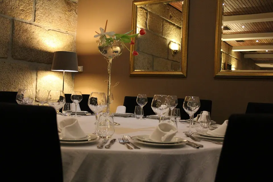 Interior e pratos do Quinta do Paço Hotel em Vila Real, Vila Real (5)