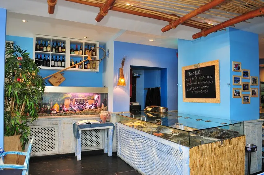 Interior e pratos do Clube do Peixe em Lisboa, Lisboa (10)