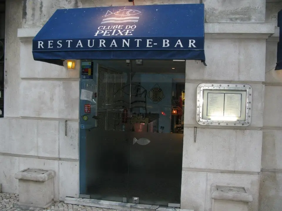 Interior e pratos do Clube do Peixe em Lisboa, Lisboa (2)