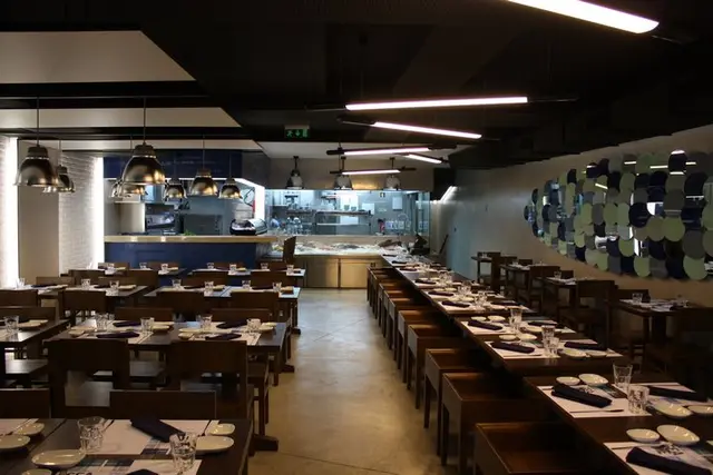 Sea Me - peixaria moderna, restaurante de marisqueira em Lisboa, Lisboa