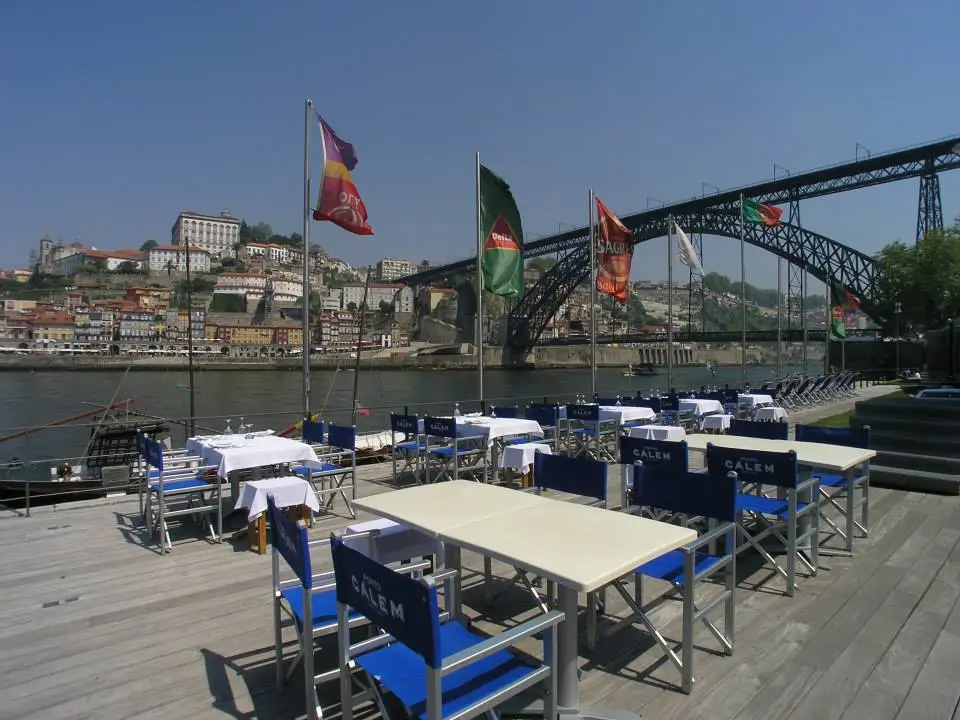 DTonho ( Gaia ), restaurante em Abrantes
