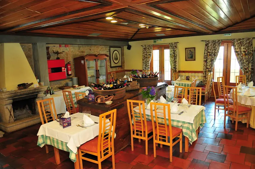 Interior e pratos do Choupal dos Melros em Gondomar, Gondomar (3)