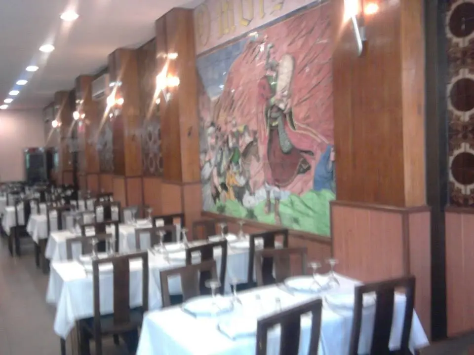 Interior e pratos do O Moisés em Lisboa, Lisboa (5)