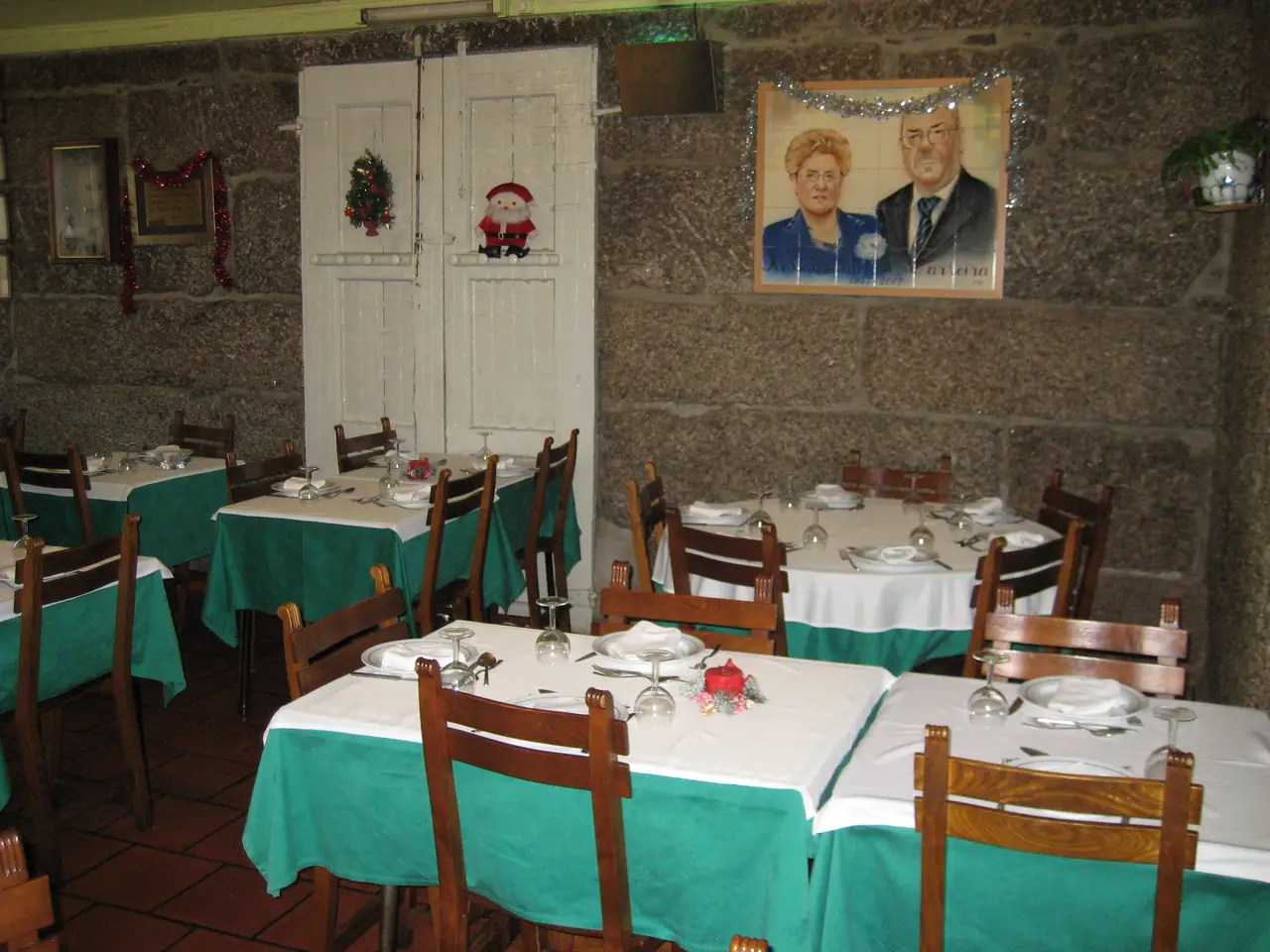 Interior e pratos do Carreira em Guimarães, Guimarães (5)