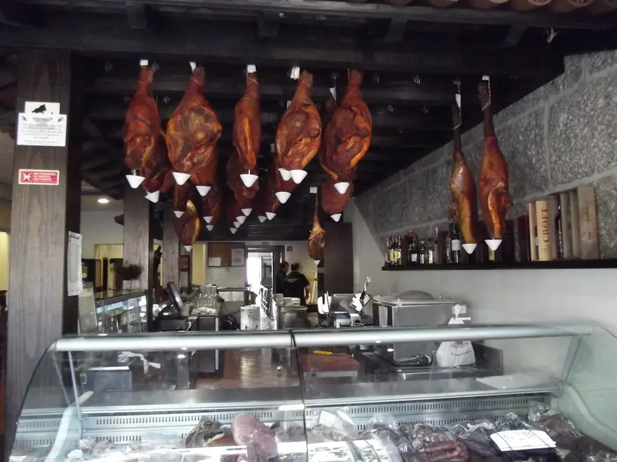 Interior e pratos do Garçon D'ouro em Lamego, Lamego (3)