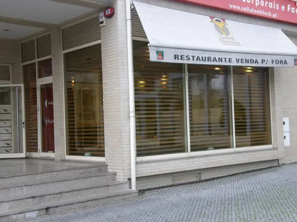 Interior e pratos do Central do Churrasco de Rio Tinto em Gondomar, Gondomar (2)