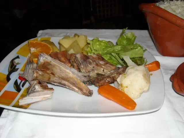 Interior e pratos do Forno Velho em Lisboa, Lisboa (3)