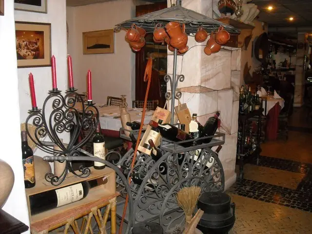 Interior e pratos do Forno Velho em Lisboa, Lisboa (12)