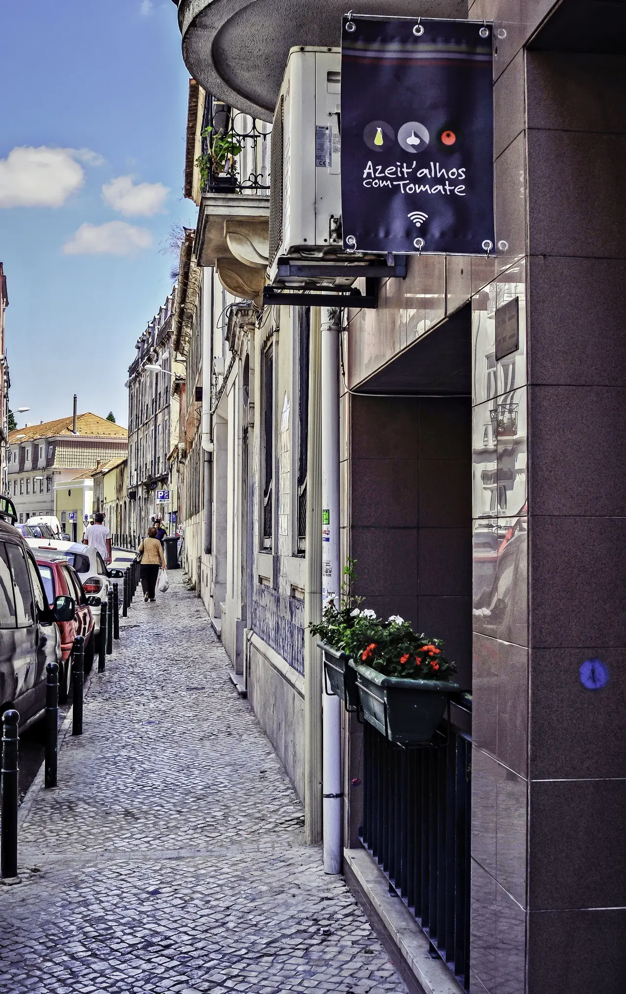 Interior e pratos do Azeit'alhos com Tomate em Lisboa, Lisboa (8)