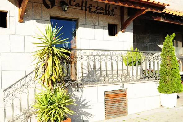Interior e pratos do Caffé-Caffé em Felgueiras, Felgueiras (9)