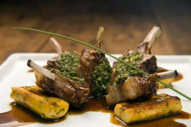 Canas, restaurante de típica em Lisboa, Lisboa