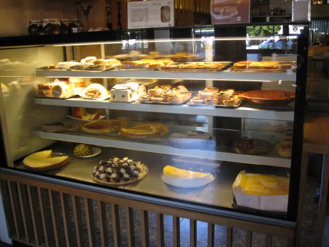 Interior e pratos do Avenida Restaurante em Porto, Porto (6)