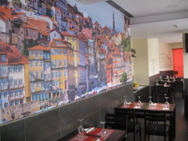 Interior e pratos do Sabores da Invicta em Porto, Porto (6)