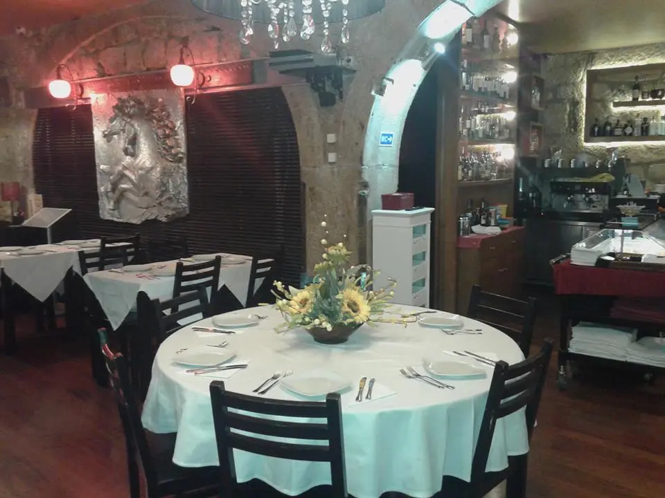 Interior e pratos do Ribeira's em Porto, Vila Nova de Gaia (3)