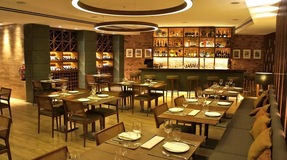 Interior e pratos do Vera  Cruz em Porto, Matosinhos (12)