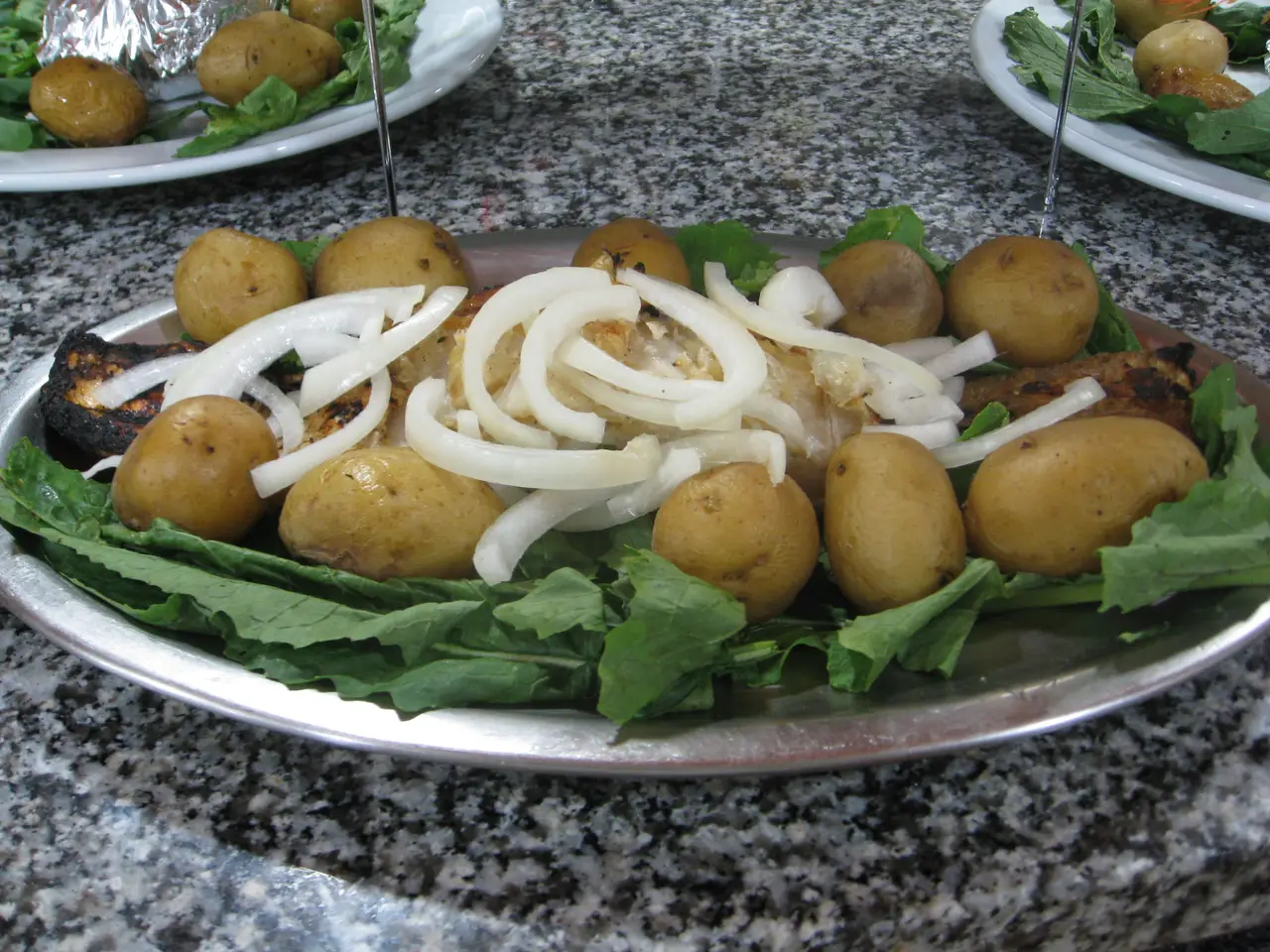 Interior e pratos do Corça em Porto, Porto (8)