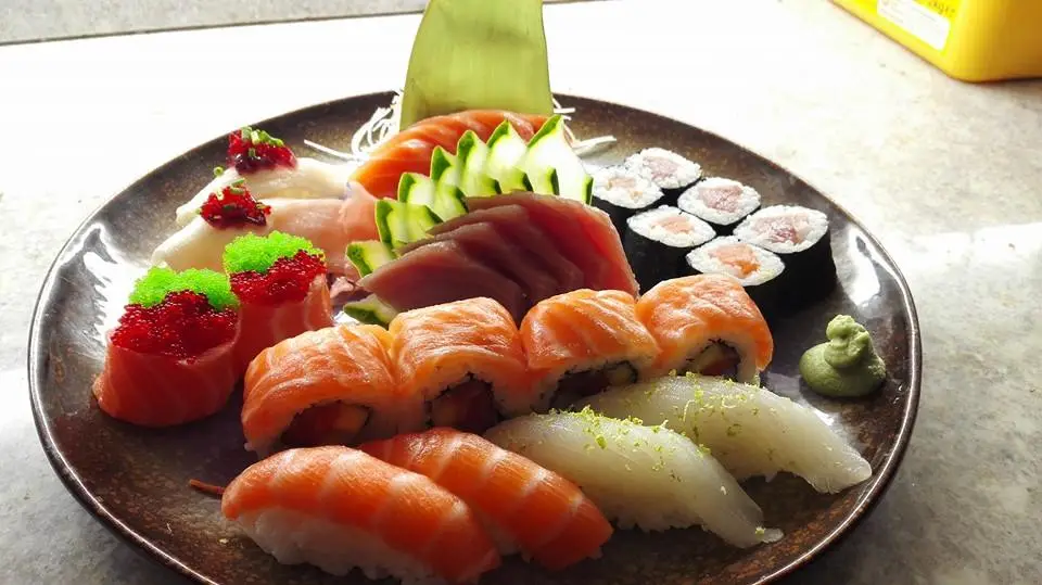 Interior e pratos do Amadeus Fusion Sushi em Braga, Braga (12)