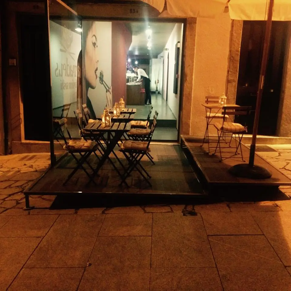 Interior e pratos do Amadeus Fusion Sushi em Braga, Braga (11)