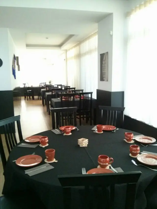 Interior e pratos do Tábua Portuguesa em Braga, Braga (5)