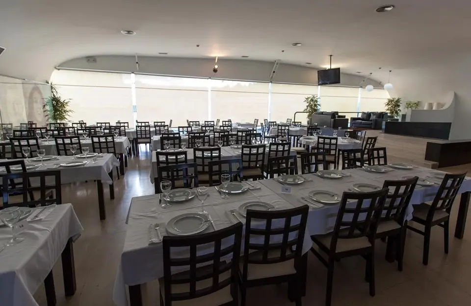 Interior e pratos do Carvão Preto em Braga, Braga (2)