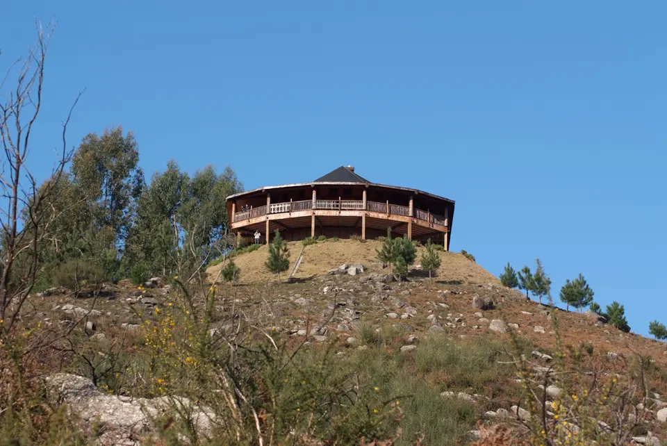 Interior e pratos do Panorâmico - Diverlanhoso em Póvoa de Lanhoso, Vieira do Minho (11)