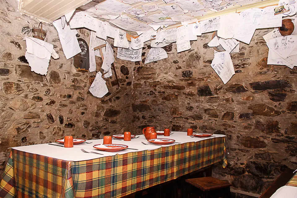 Interior e pratos do Casa Ti Maria em Gois, Góis (9)