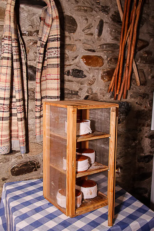 Interior e pratos do Casa Ti Maria em Gois, Góis (3)