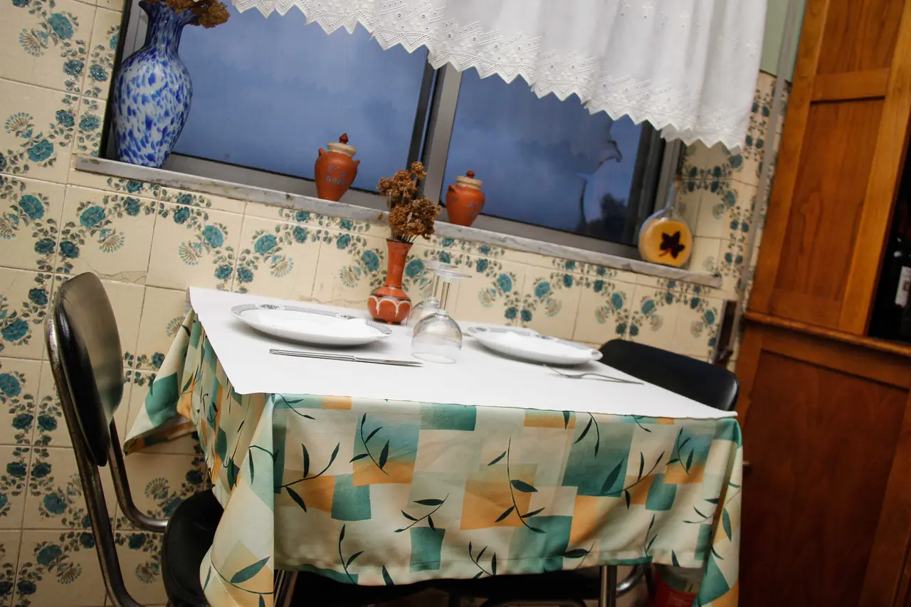 Interior e pratos do A caçoila em Gois, Góis (5)